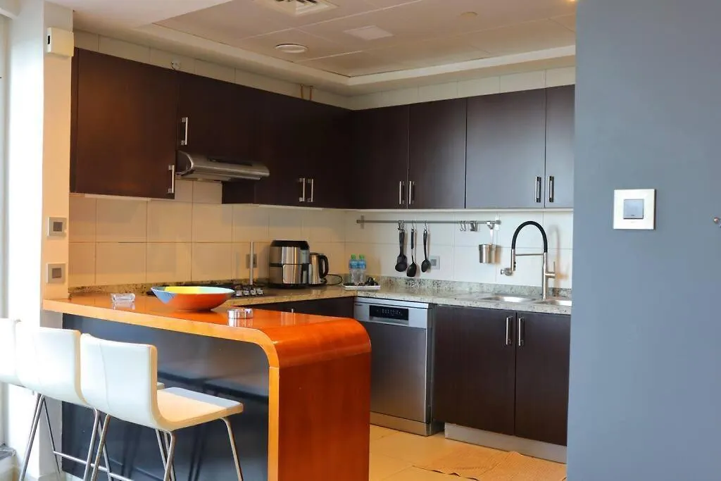 Comfort Cove 2Br Apartment Al Reem Абу-Даби 0*,