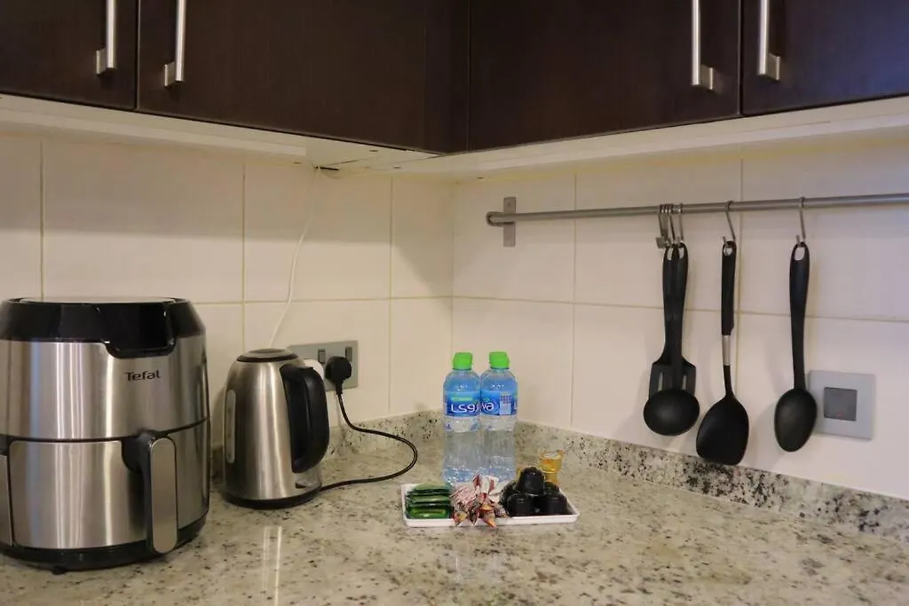 Comfort Cove 2Br Apartment Al Reem Абу-Даби